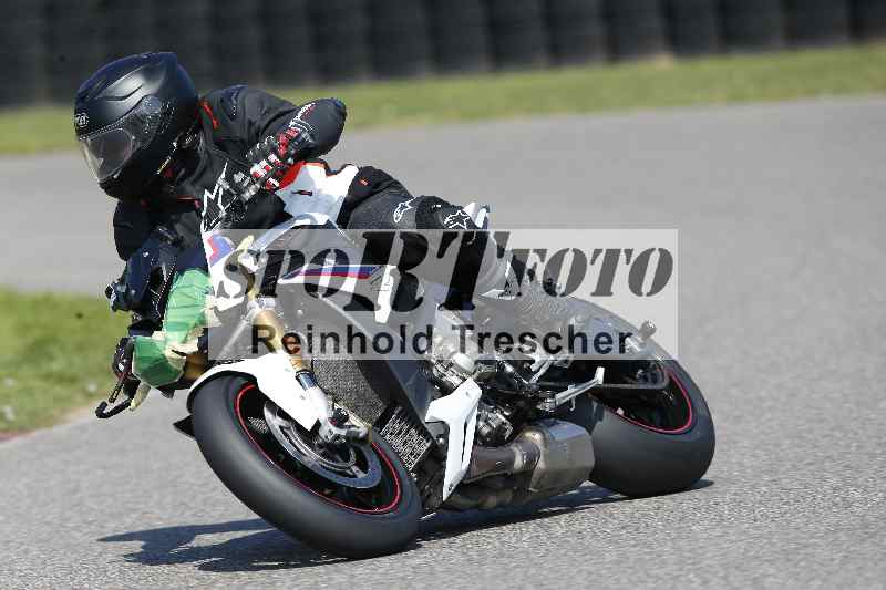 /44 09.08.2025 Plüss Moto Sport ADR/Einsteiger/50